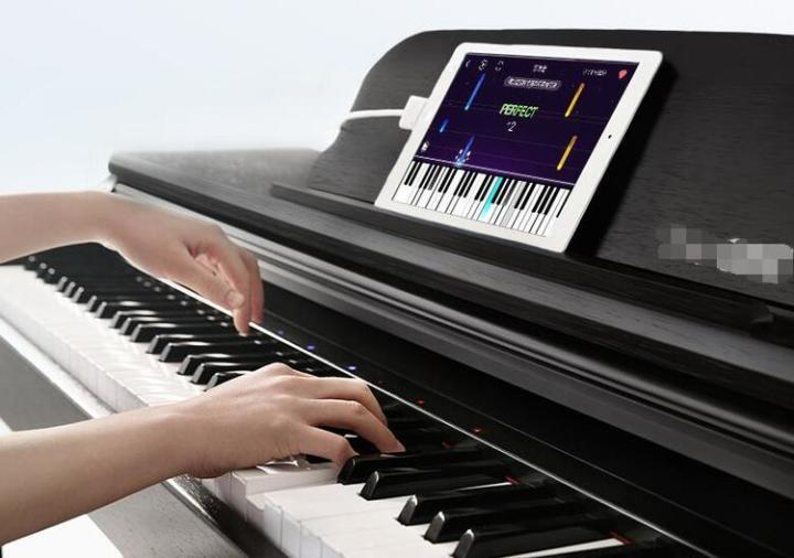 一秒學(xué)會(huì)彈琴、還可以打游戲、跟鋼琴聊天 | 快樂學(xué)琴、快速學(xué)琴成真_科技_網(wǎng)